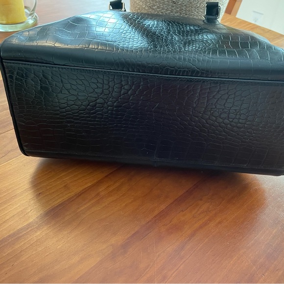 COPY - Maxx New York Doctor Bag Style Croc Print Leather Purse - Picture 2 of 9